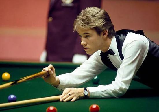 他便完成了 他便完成了