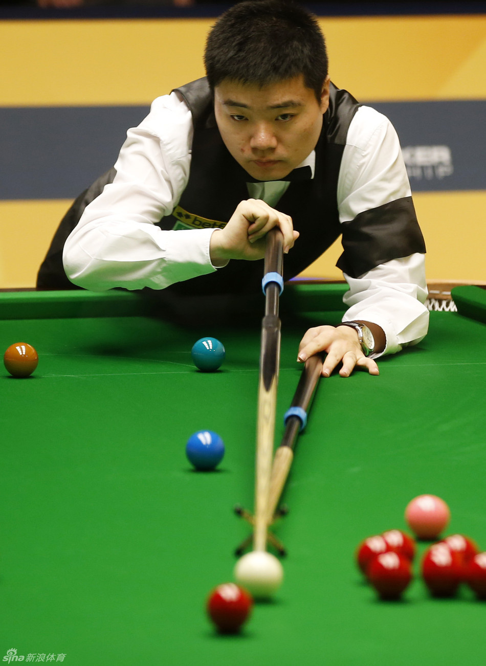 冕之战充满 冕之战充满