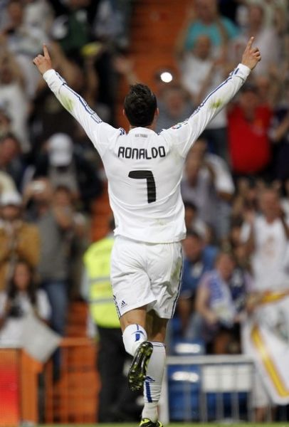 传球链条上 传球链条上